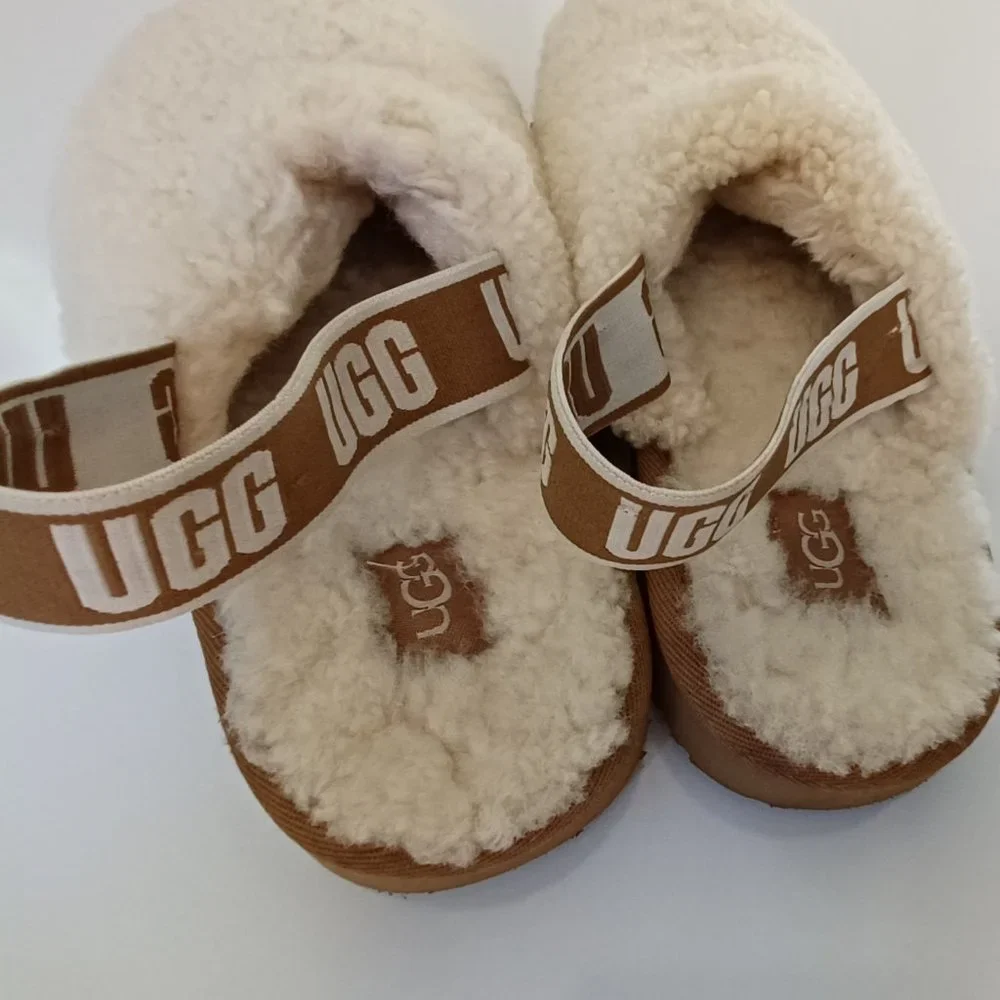 UGG Slippers Fluff Yeah Clog